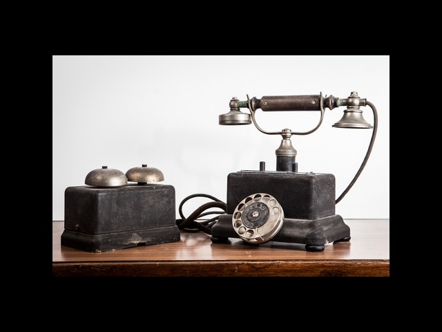 172 Telefono